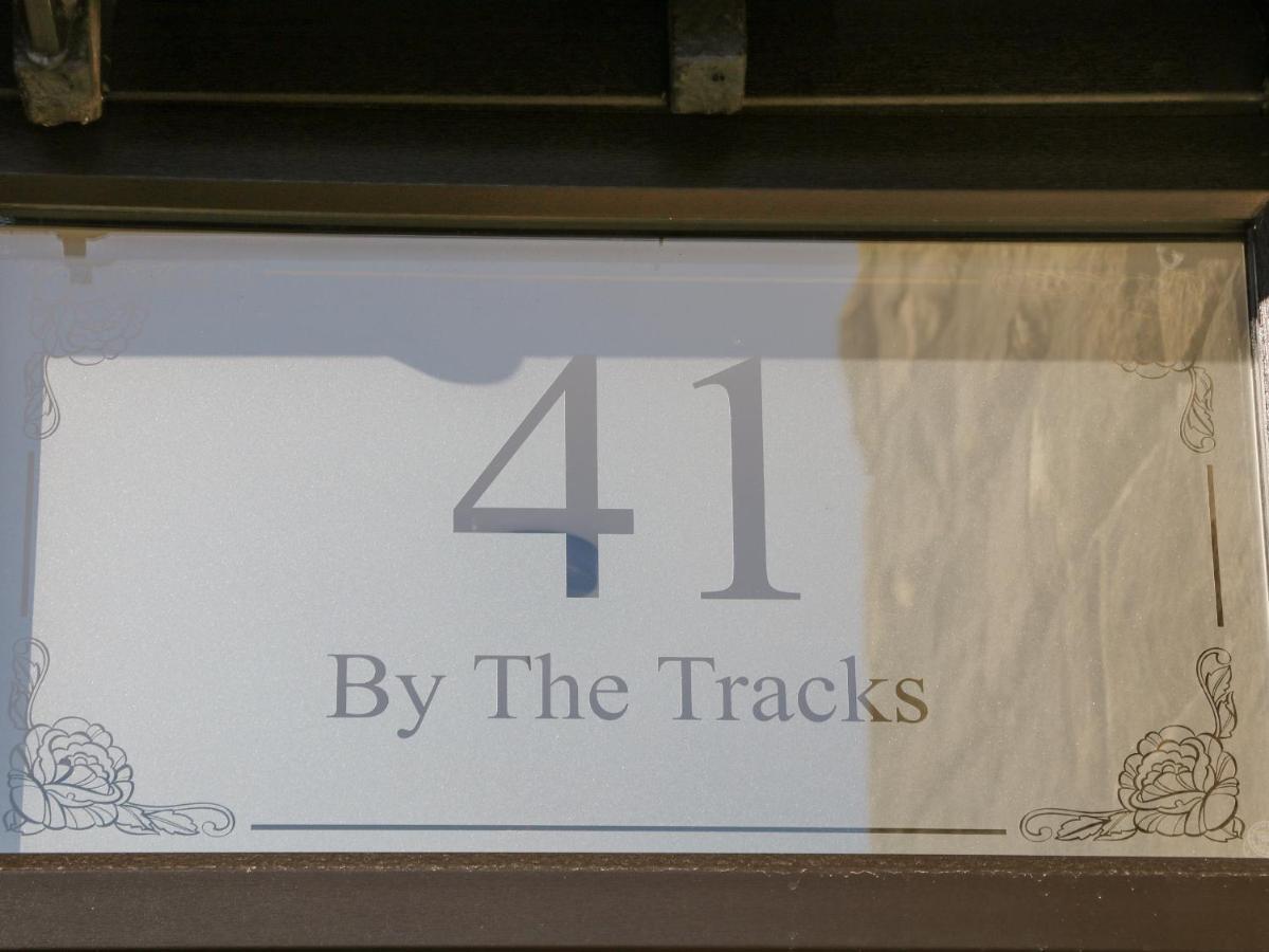 By The Tracks Villa Buxton  Luaran gambar